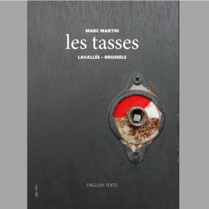 LES TASSES - BRUSSELS / Englische Fassung